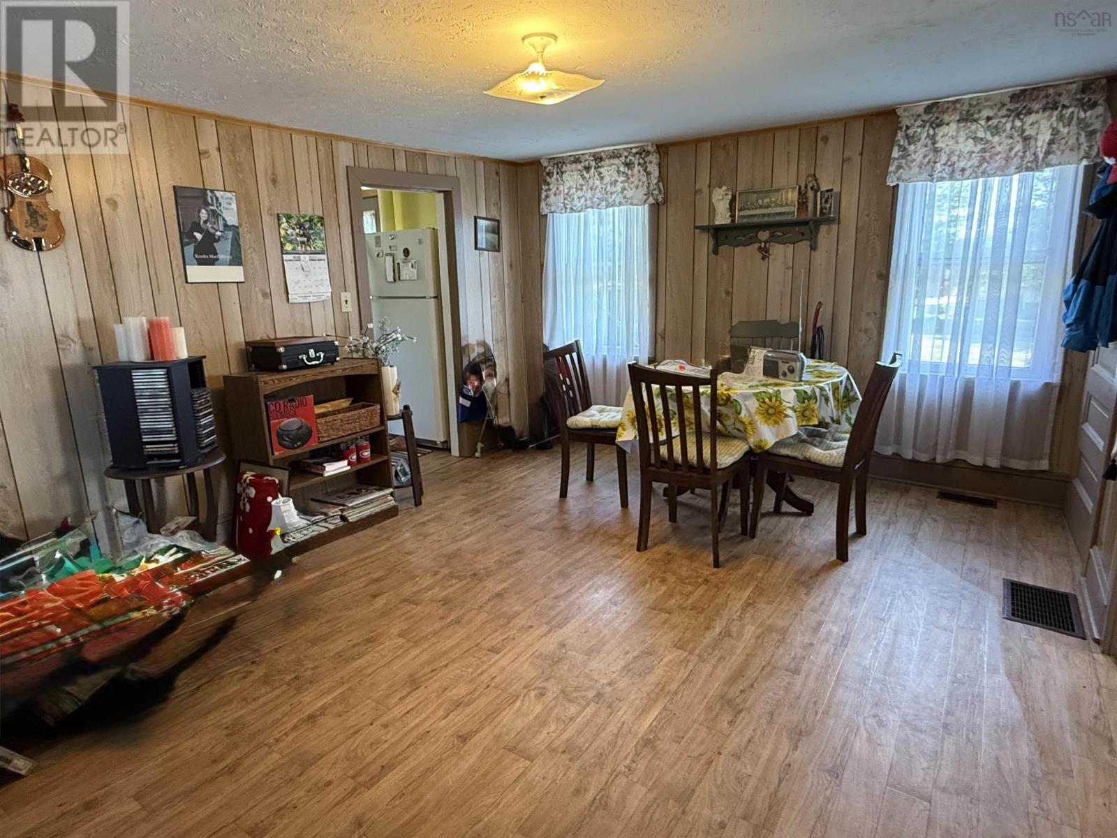 473 Willow Avenue Property Photo 22