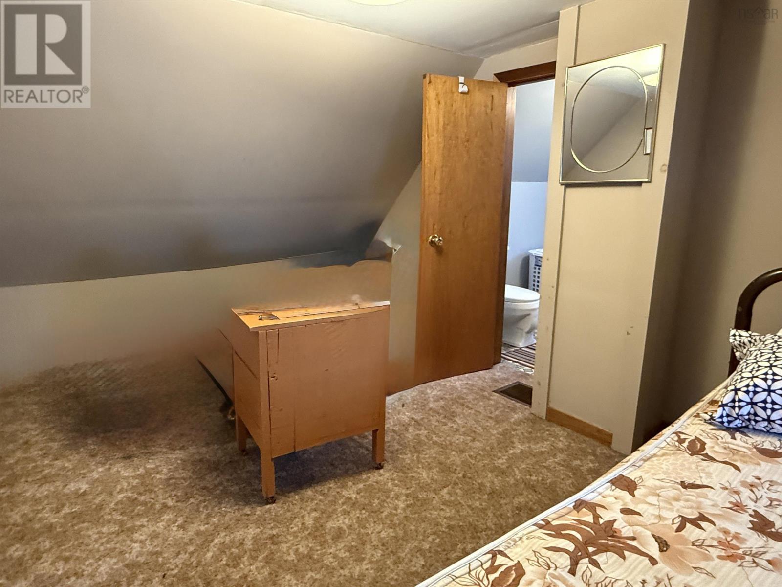 473 Willow Avenue Property Photo 30