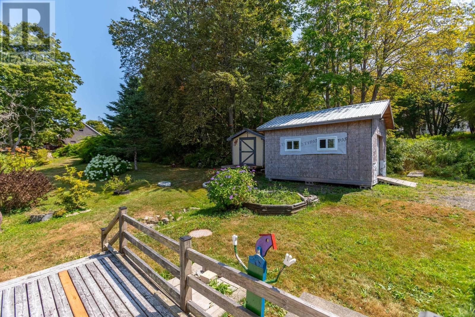 7498 Highway 340 Property Photo 45