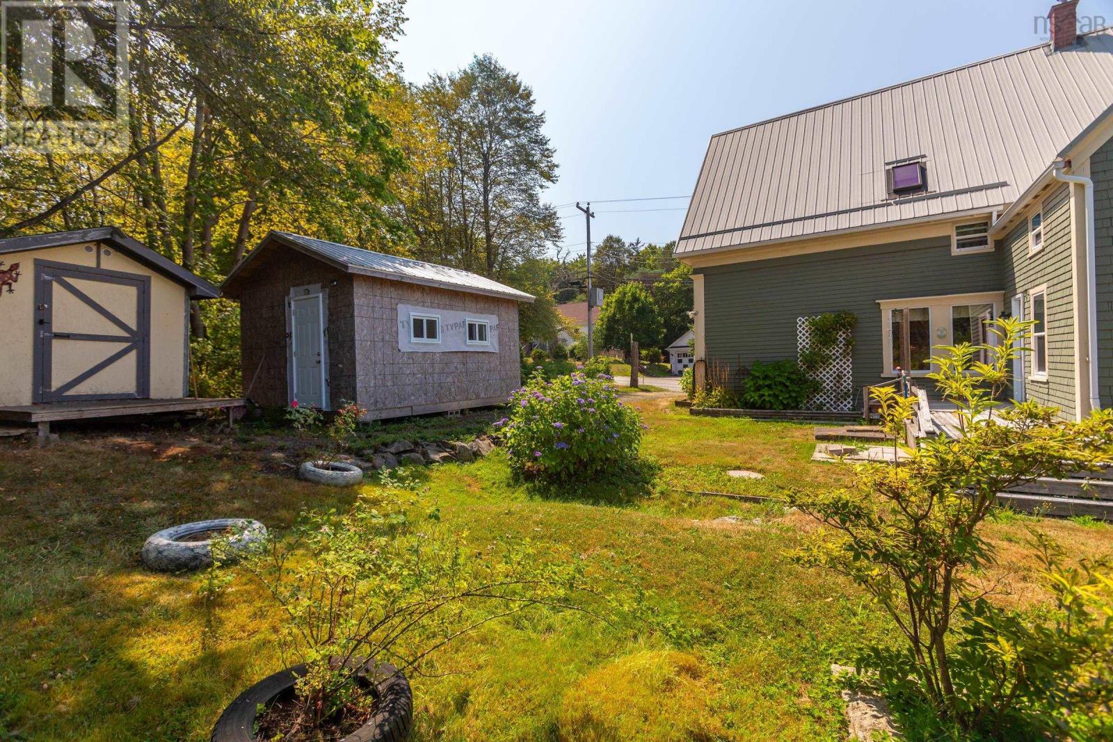 7498 Highway 340 Property Photo 47