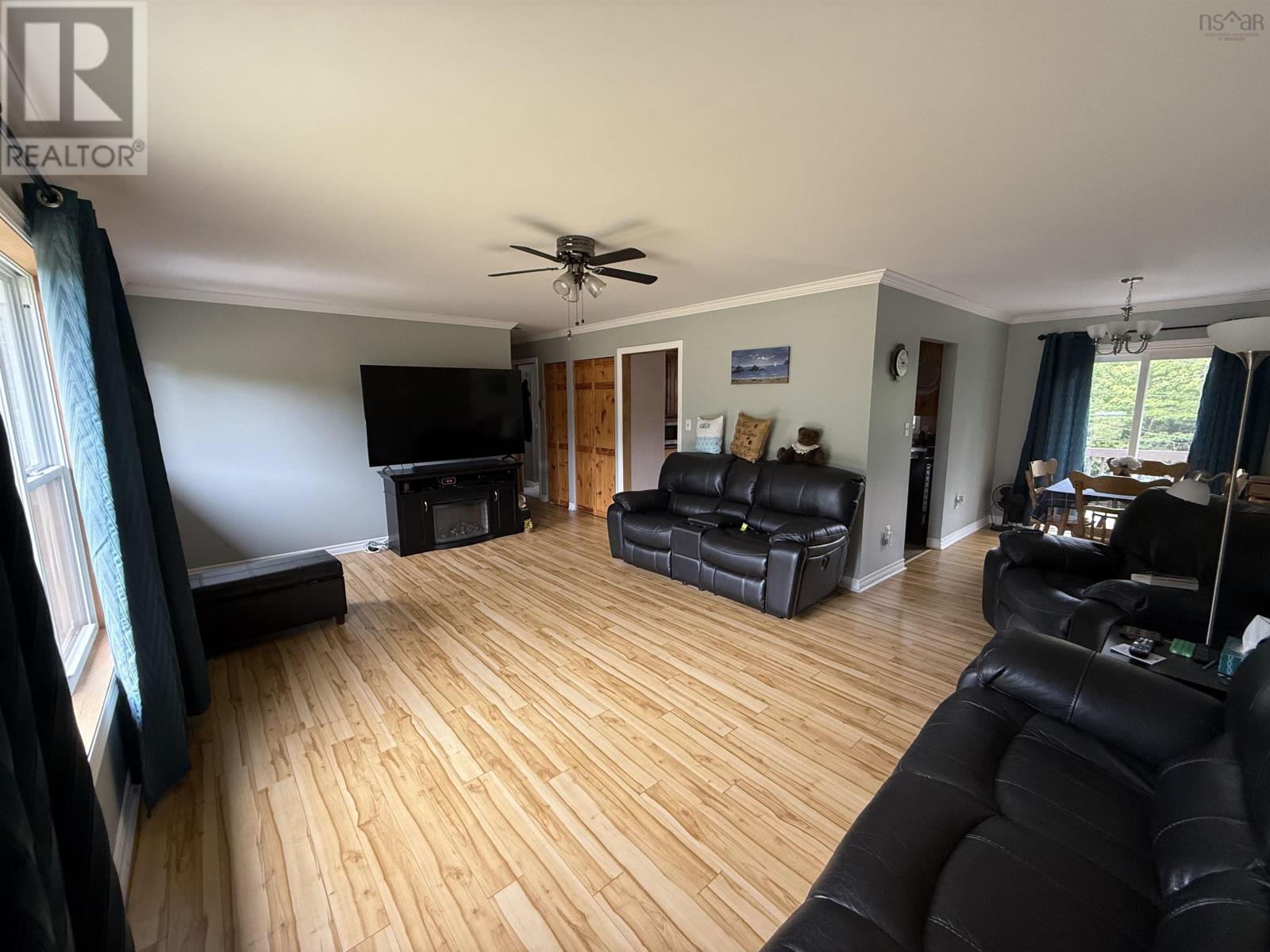 6536 Highway 224 Property Photo 6
