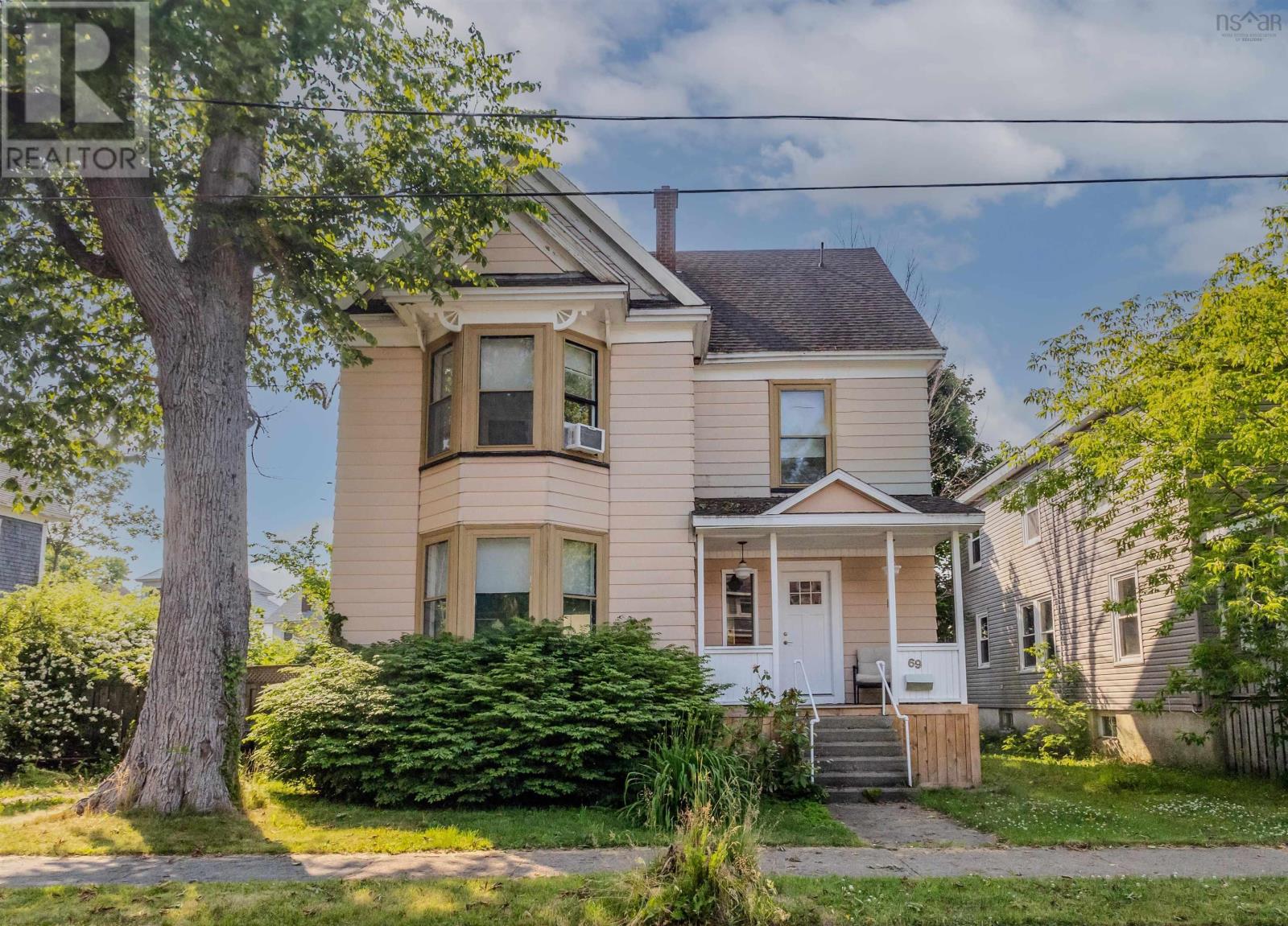 69 Union Street Property Photo 1