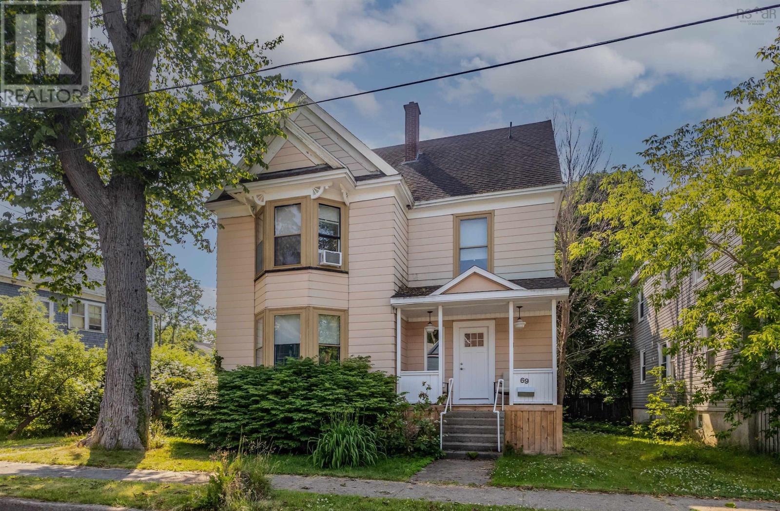 69 Union Street Property Photo 2