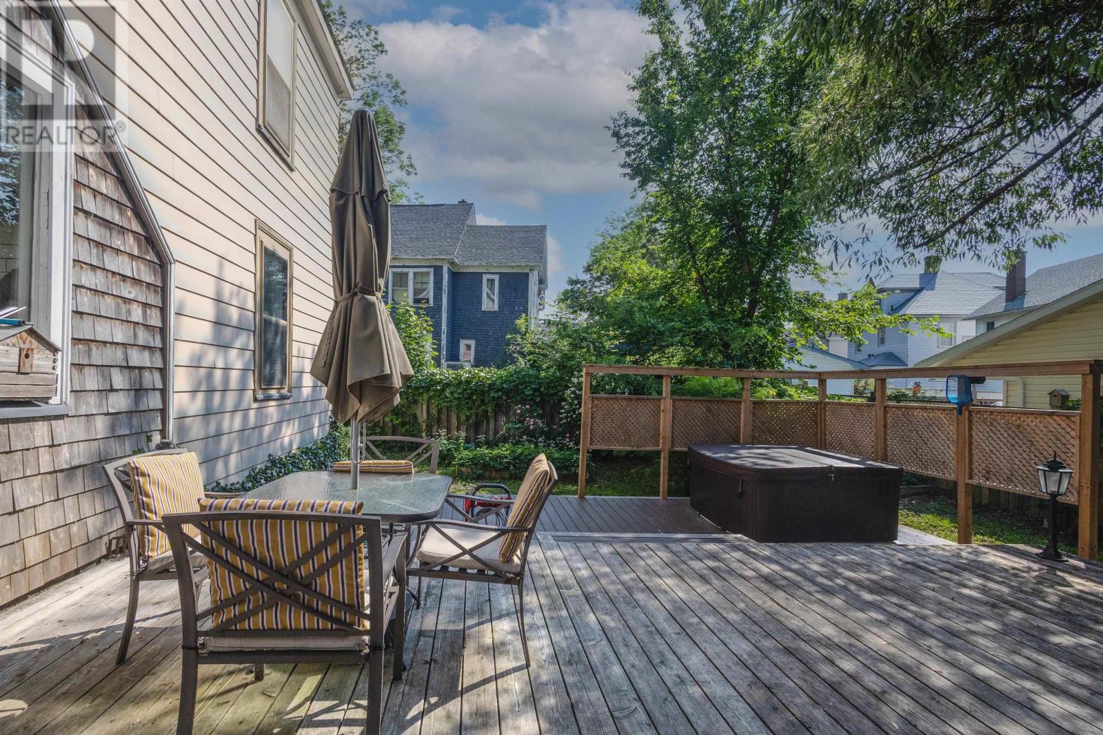 69 Union Street Property Photo 5