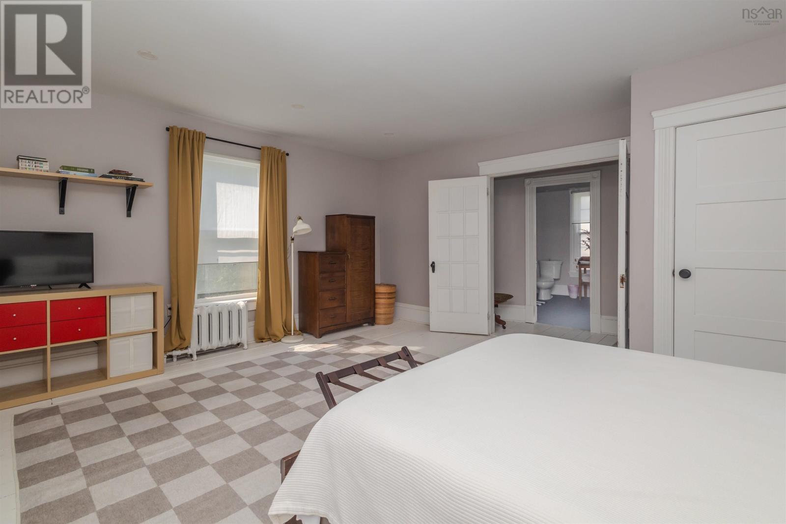 69 Union Street Property Photo 27