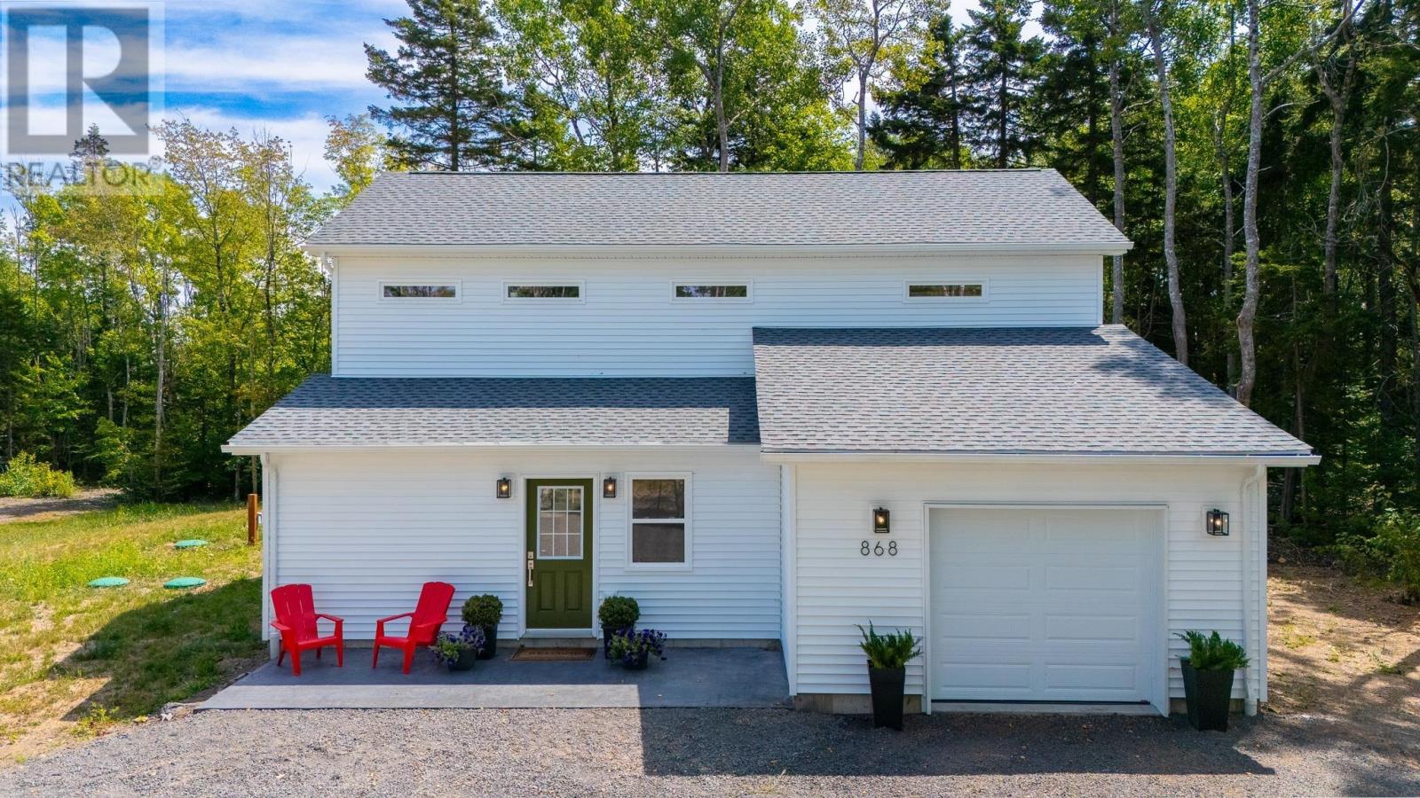 868 Newtonville Road Property Photo 1