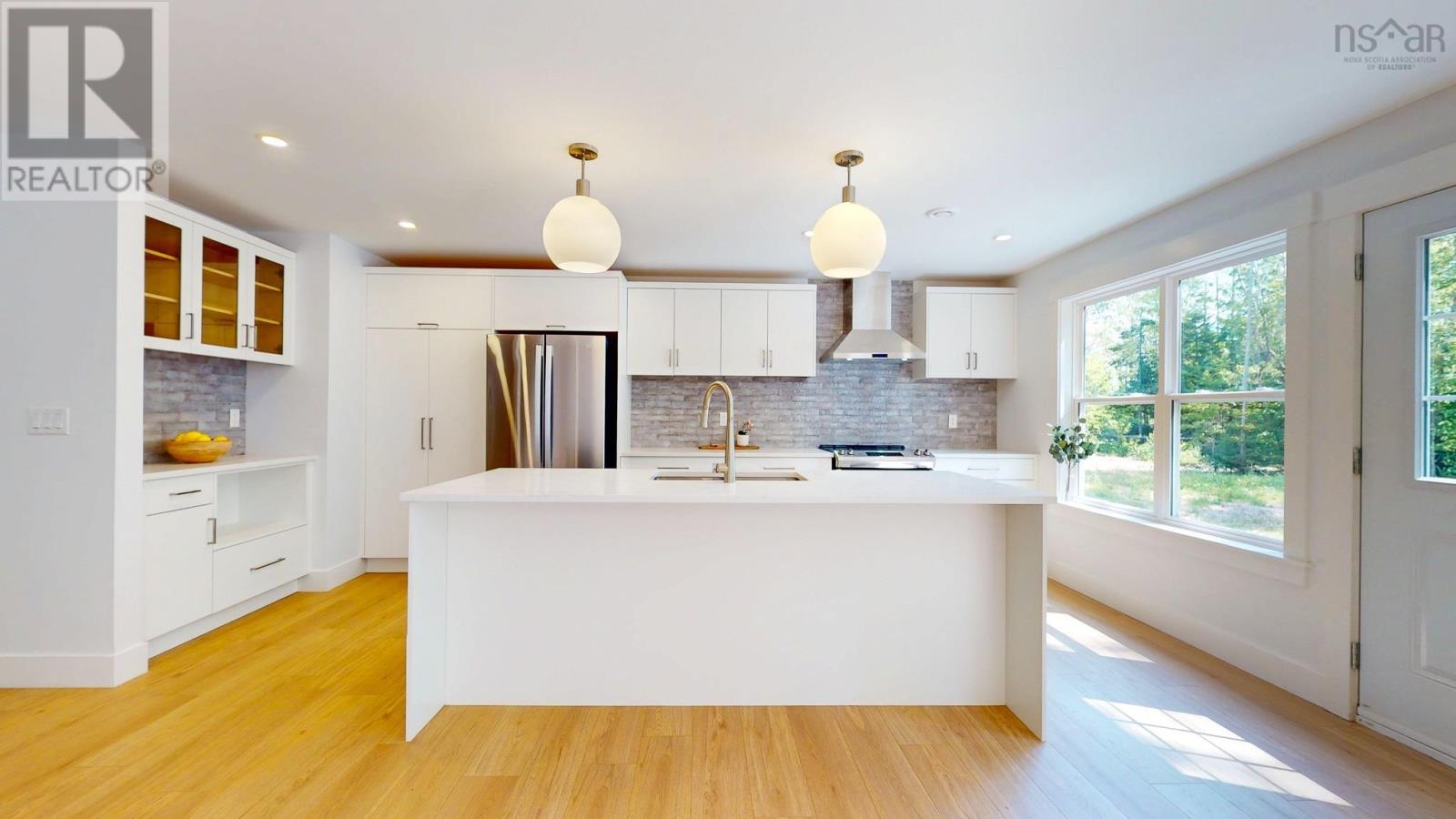 868 Newtonville Road Property Photo 10