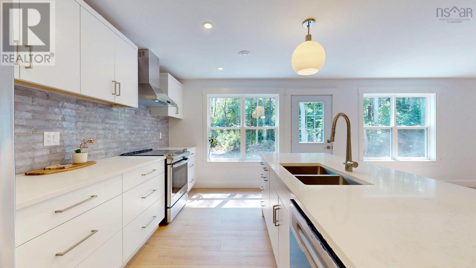 868 Newtonville Road Property Photo 15