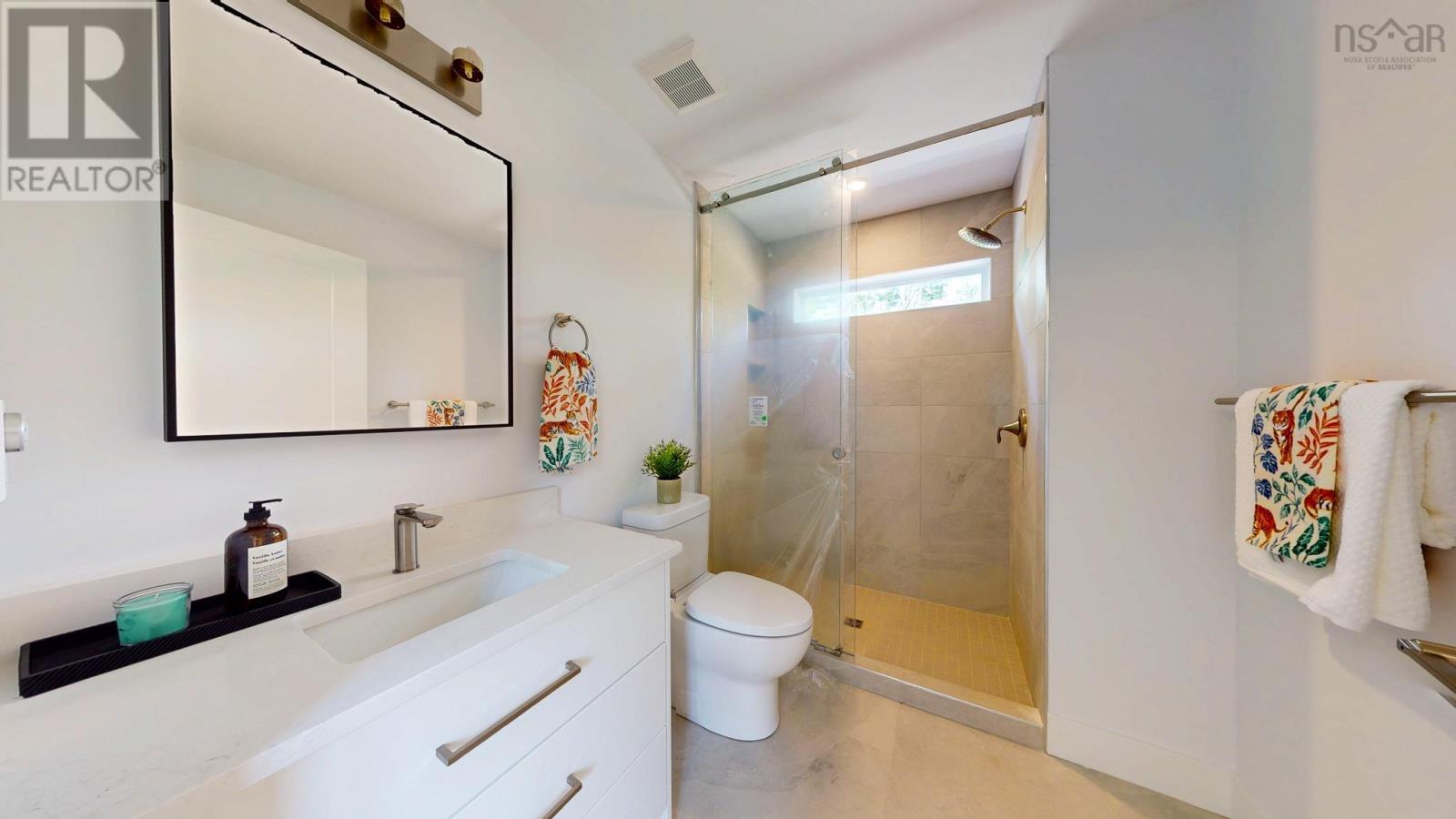 868 Newtonville Road Property Photo 34