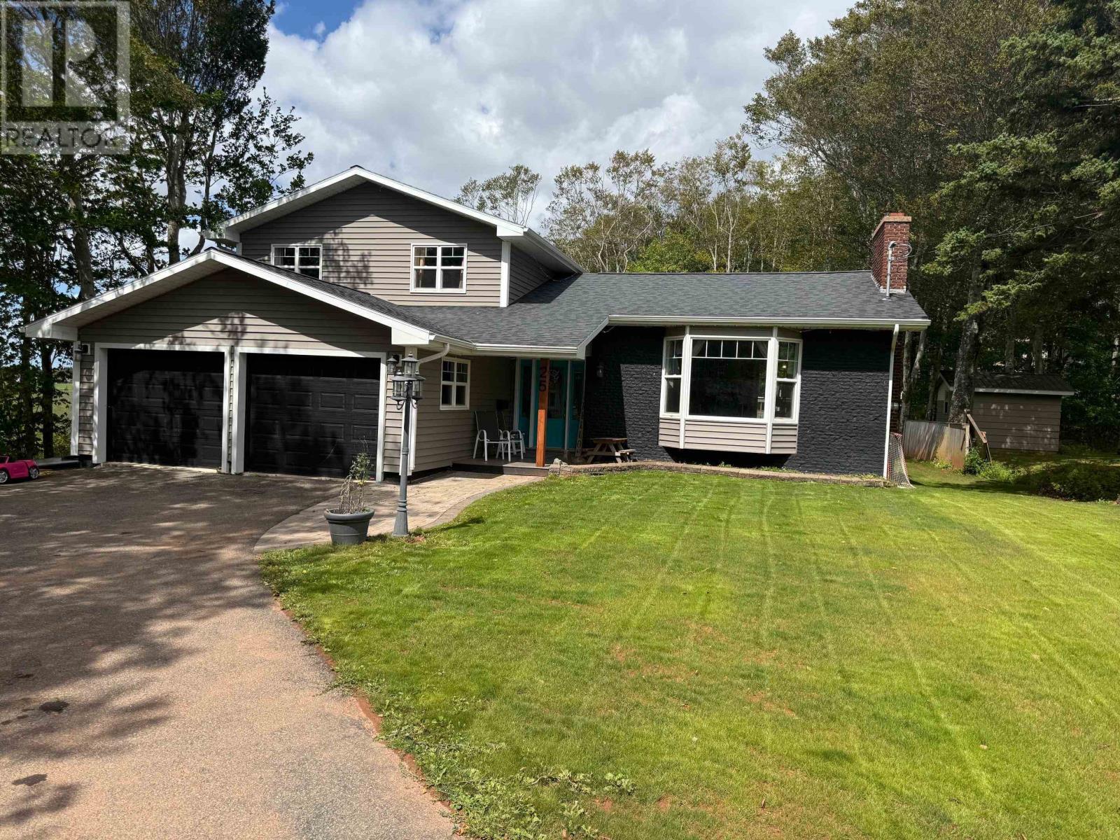 25 Charlotte Drive