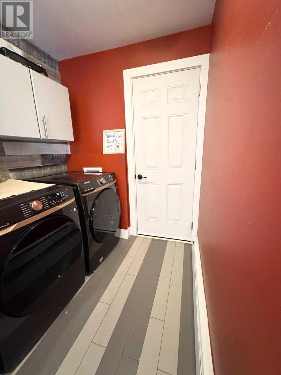 25 Charlotte Drive Property Photo 18