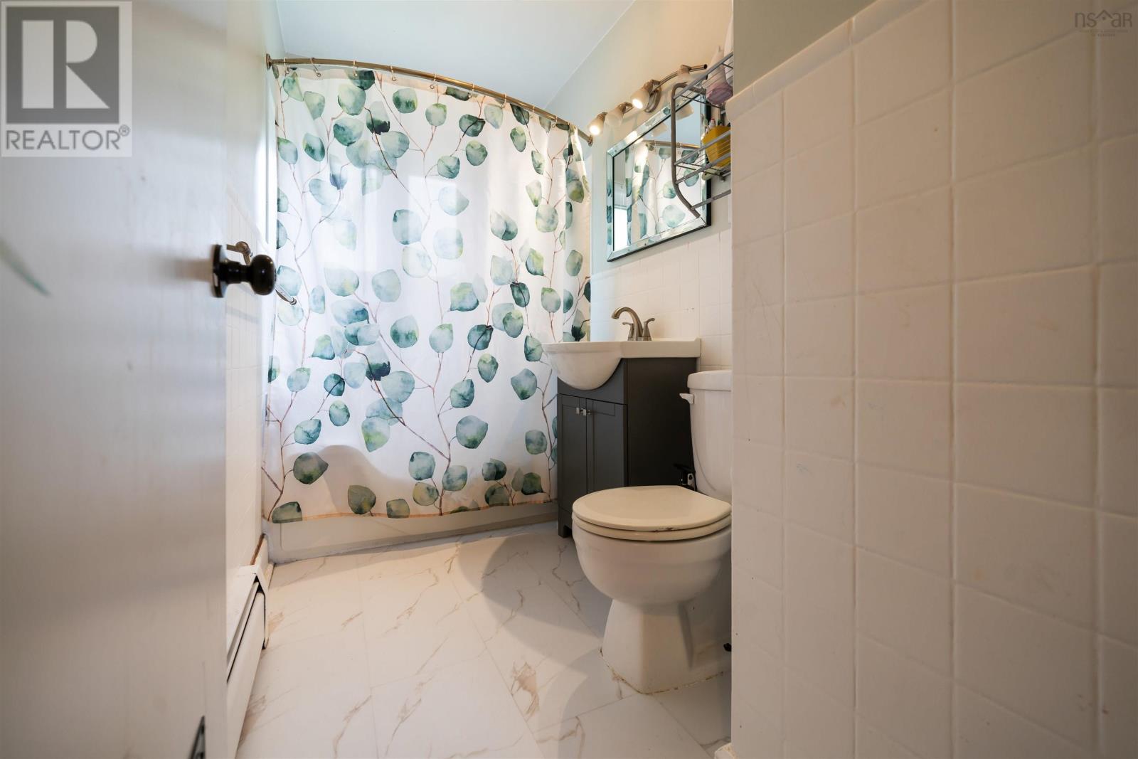 204 Cameron Avenue Property Photo 22