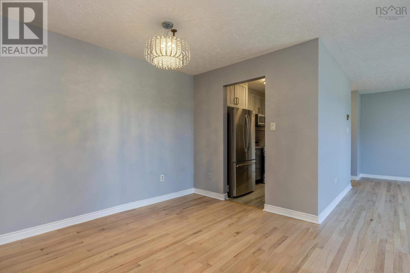 70 Collins Grove #8 Property Photo 10