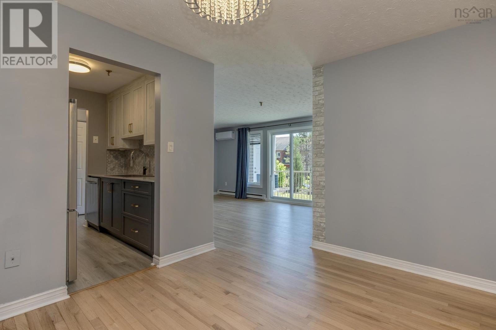 70 Collins Grove #8 Property Photo 11