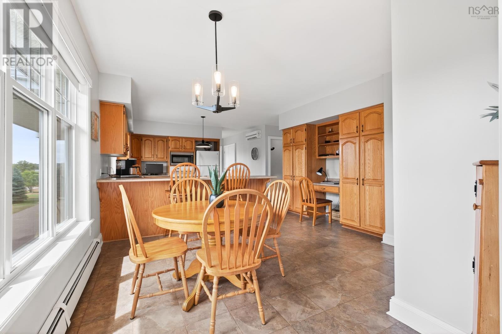 2140 Point Edward Highway Property Photo 11