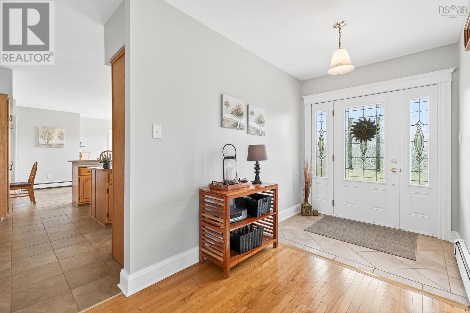 2140 Point Edward Highway Property Photo 17