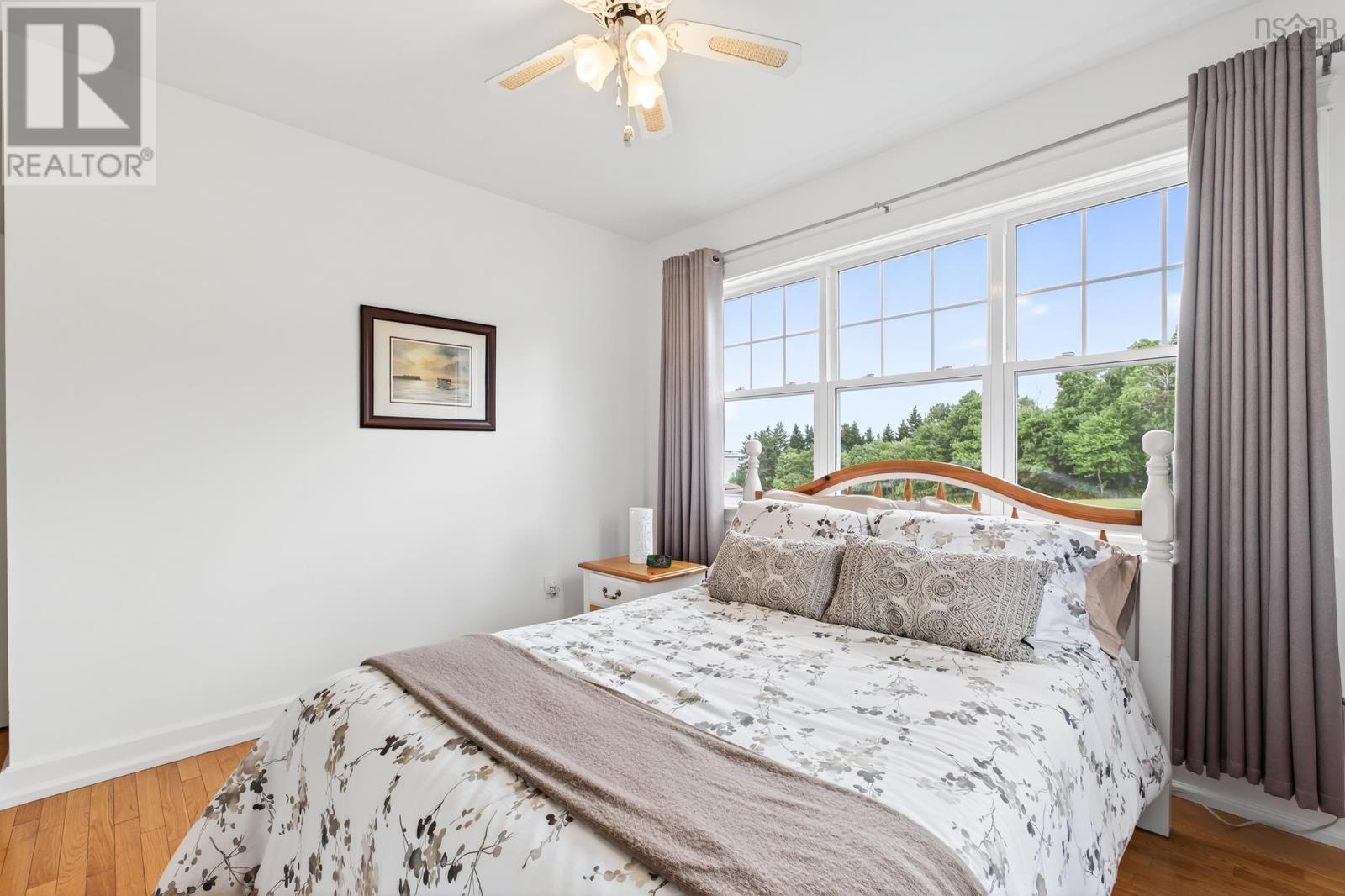 2140 Point Edward Highway Property Photo 32