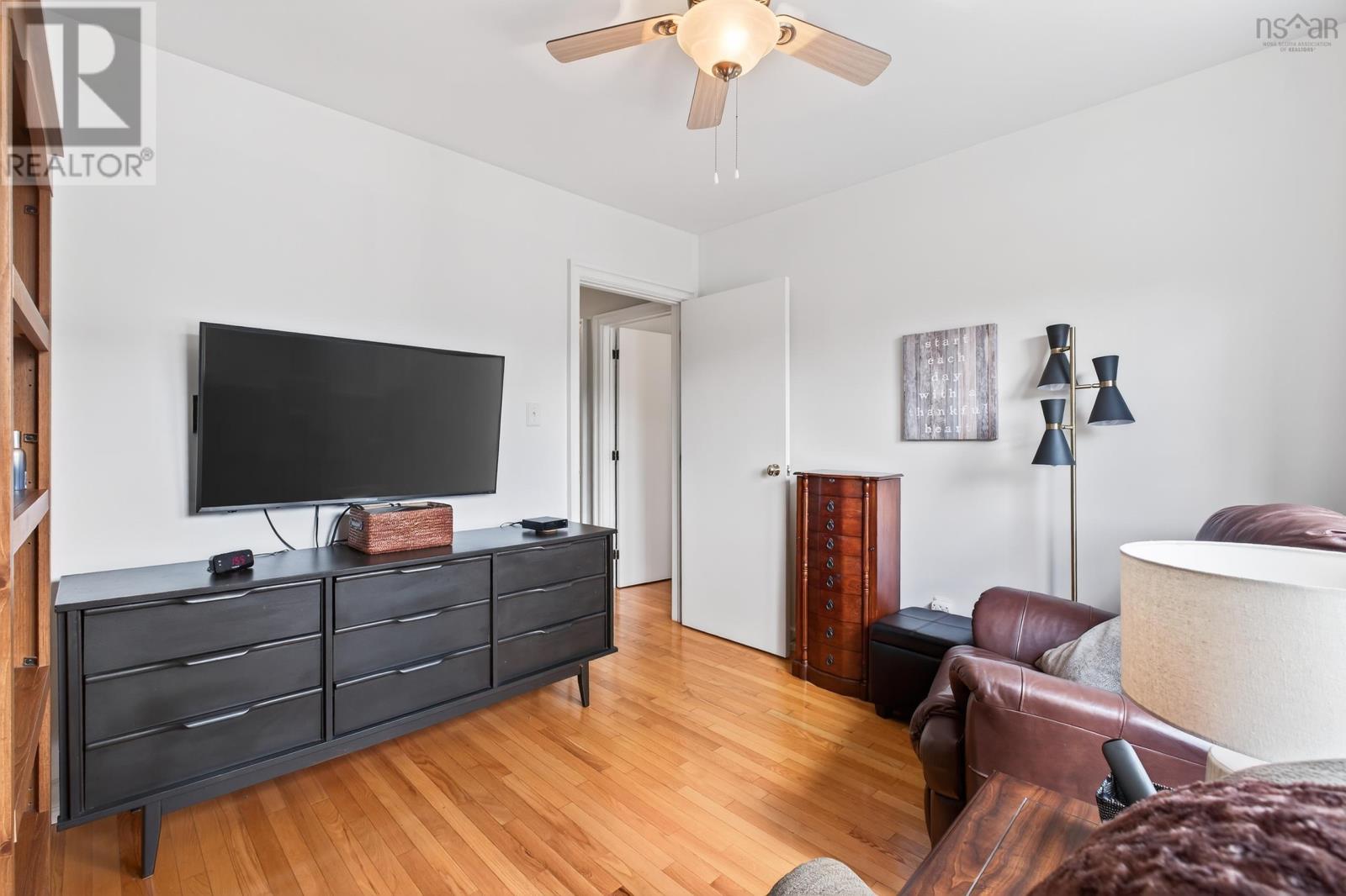 2140 Point Edward Highway Property Photo 34