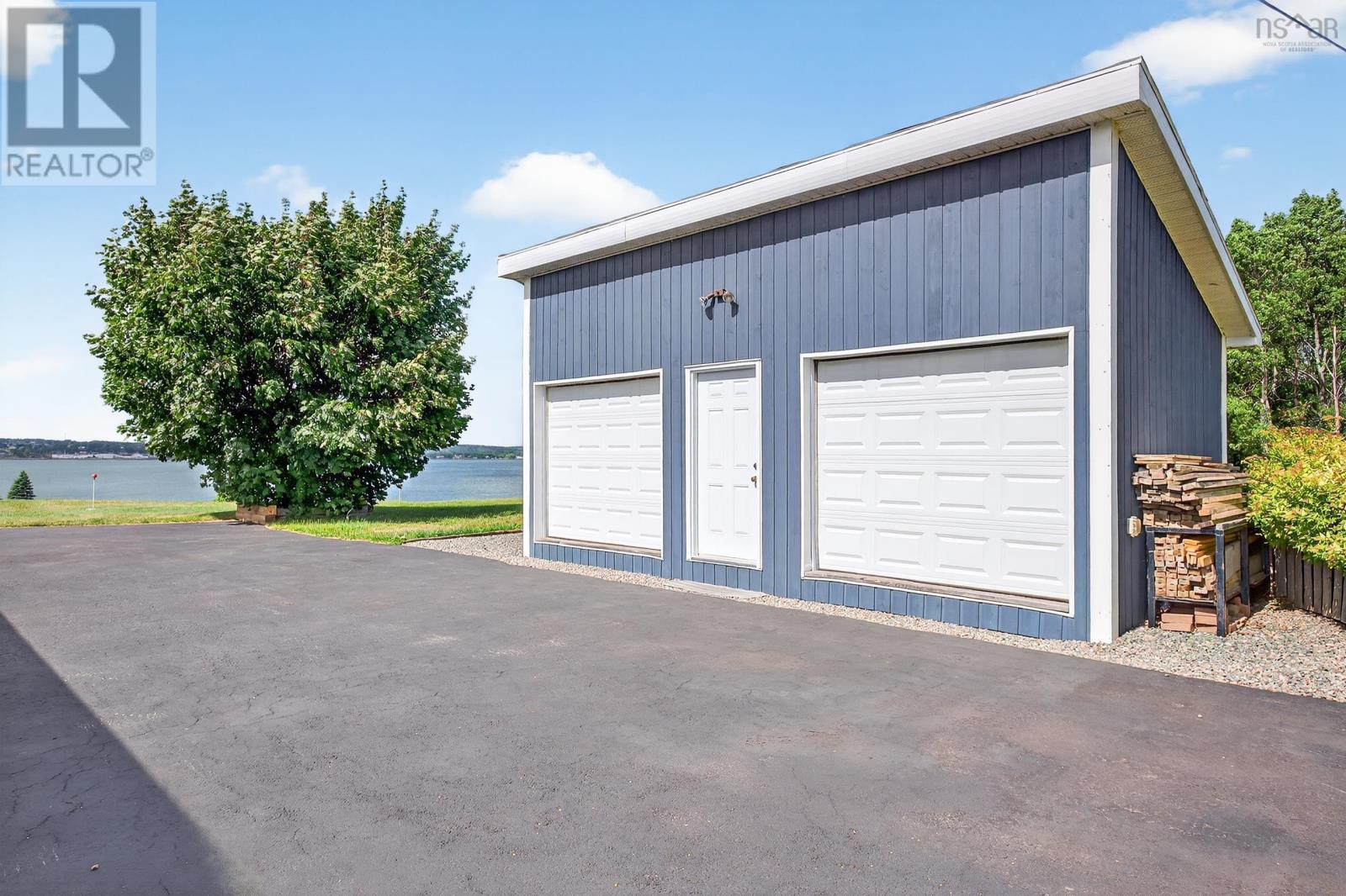 2140 Point Edward Highway Property Photo 35