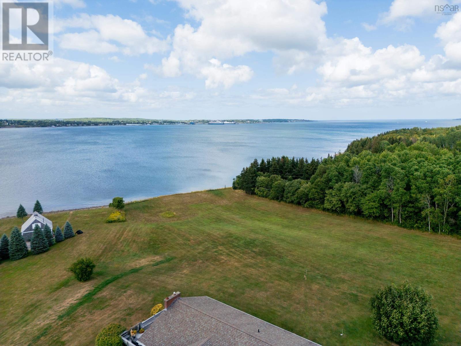 2140 Point Edward Highway Property Photo 40