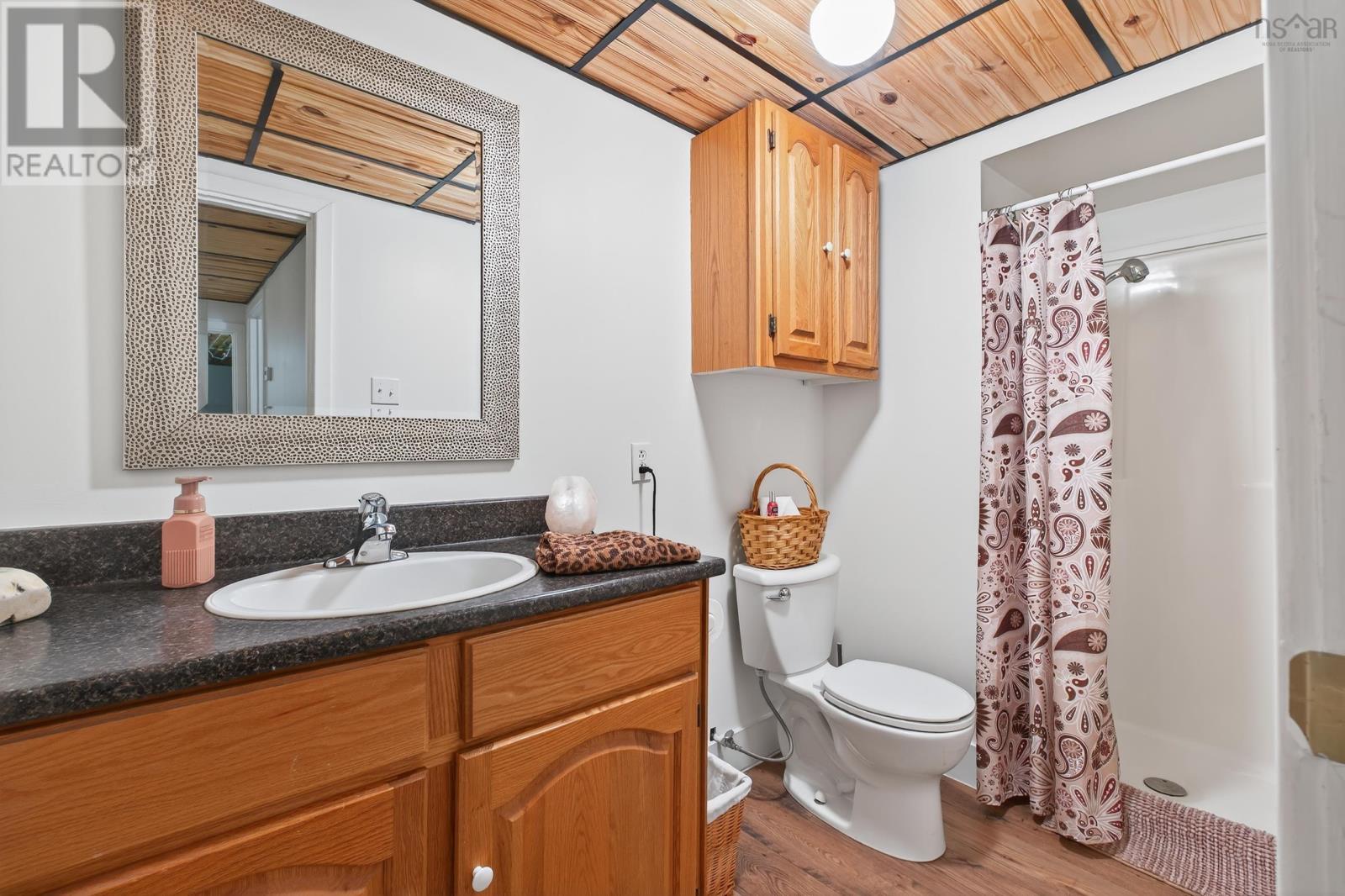 2140 Point Edward Highway Property Photo 43