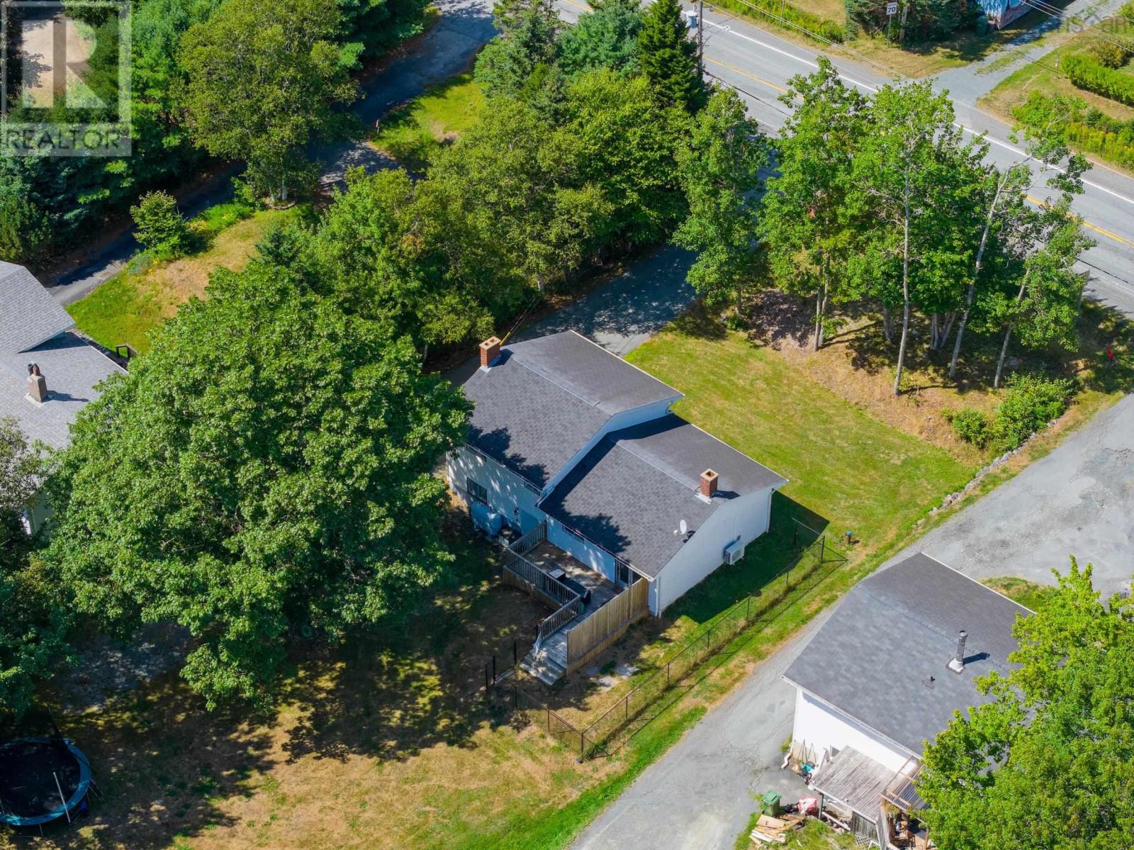 7660 Highway 7 Property Photo 42