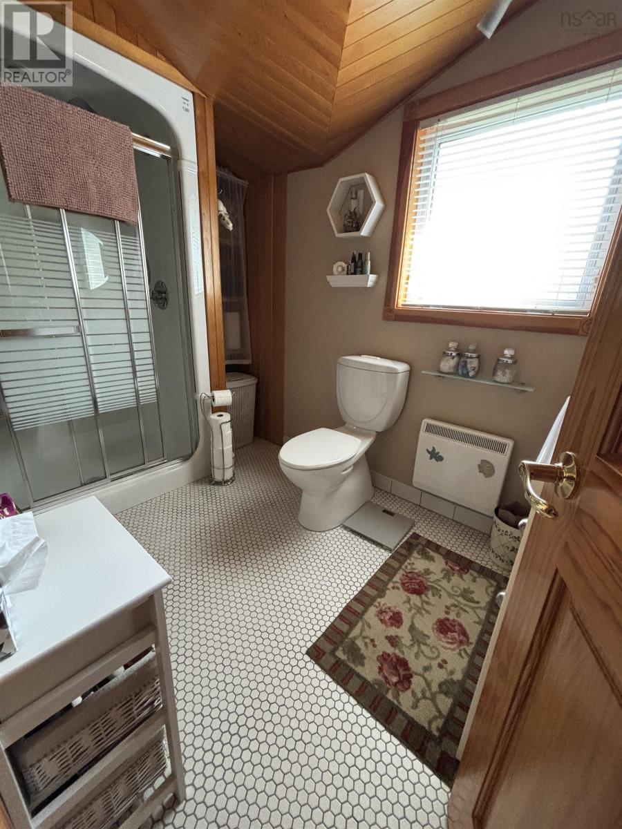 69 Thumb Cap Point Road Property Photo 20
