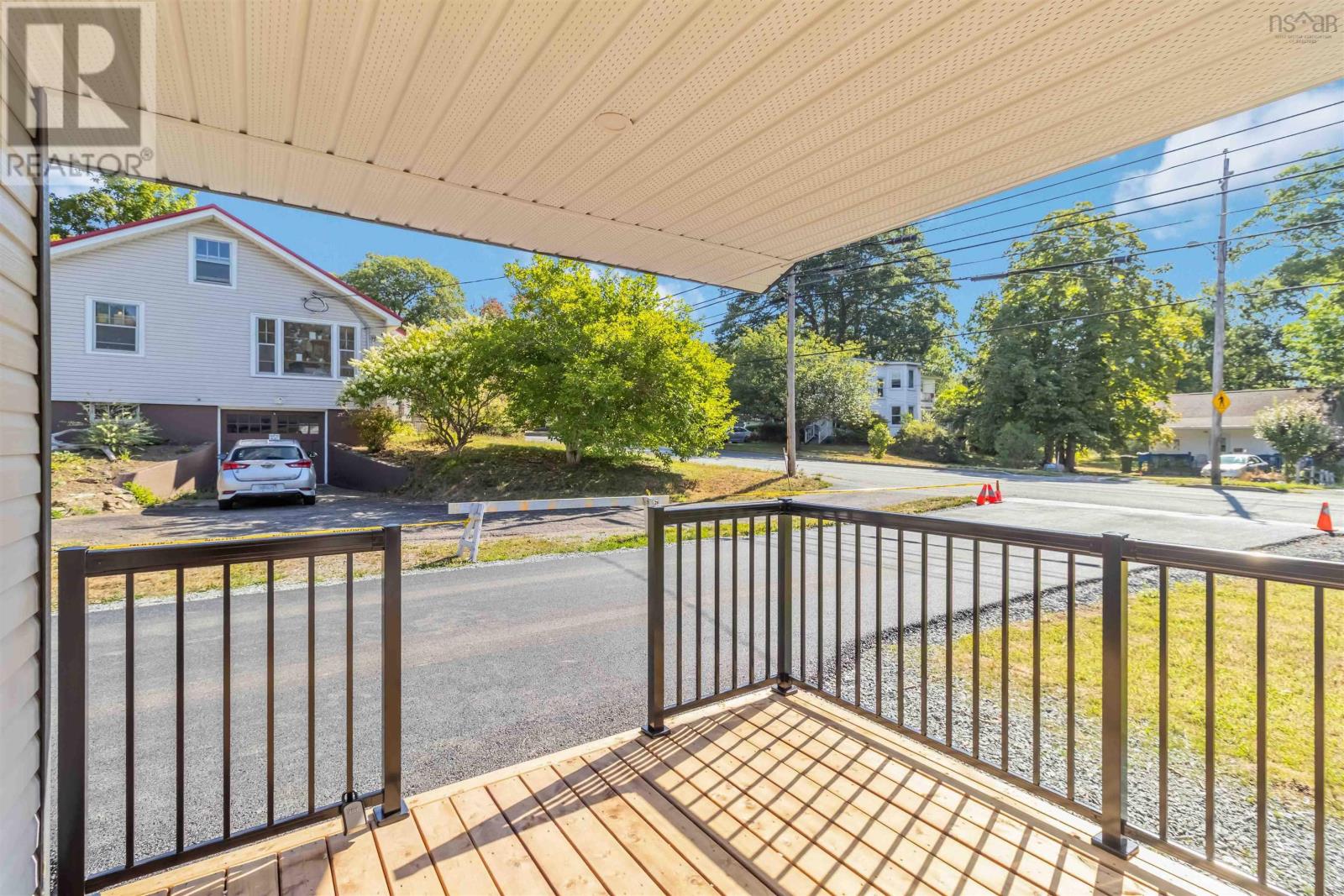 215 Aberdeen Road Property Photo 4