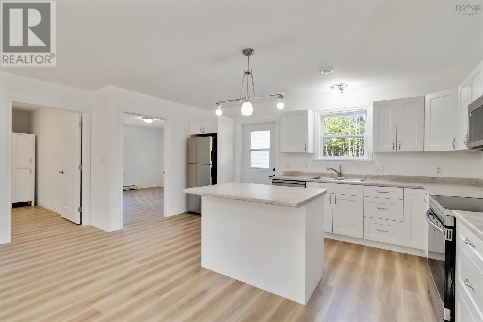 215 Aberdeen Road Property Photo 12