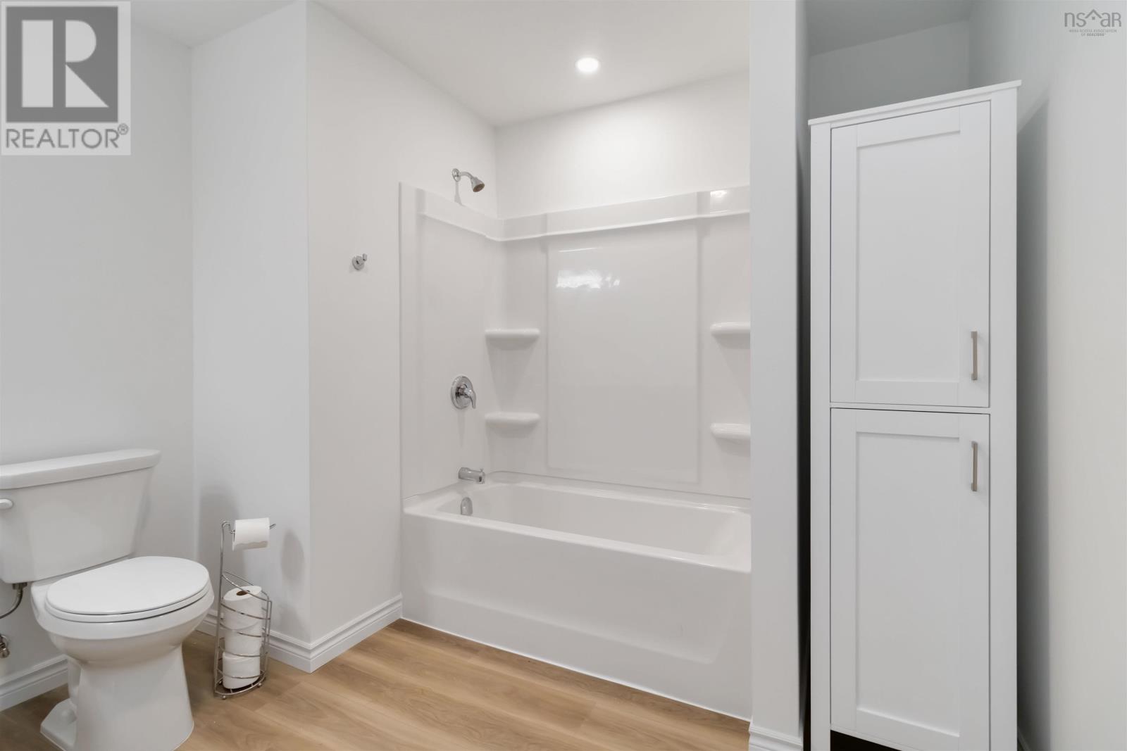 215 Aberdeen Road Property Photo 17