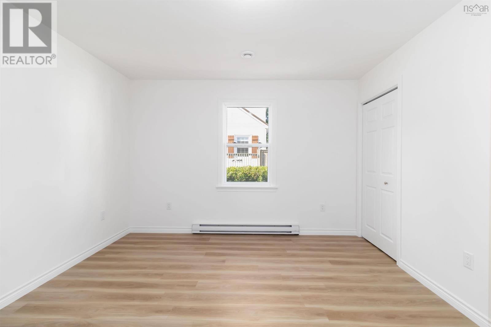 215 Aberdeen Road Property Photo 24