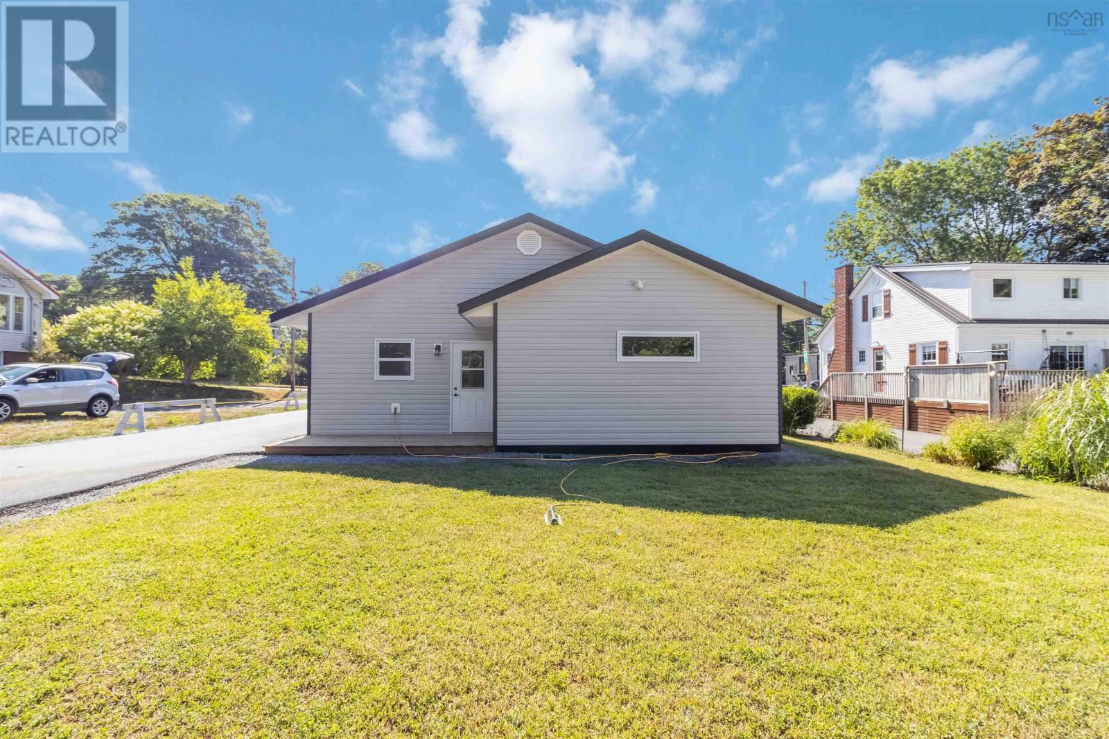 215 Aberdeen Road Property Photo 29