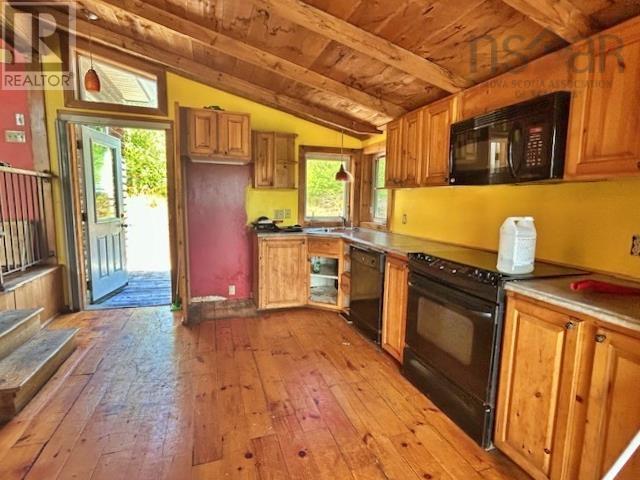 1235 Woodstock Road Property Photo 2