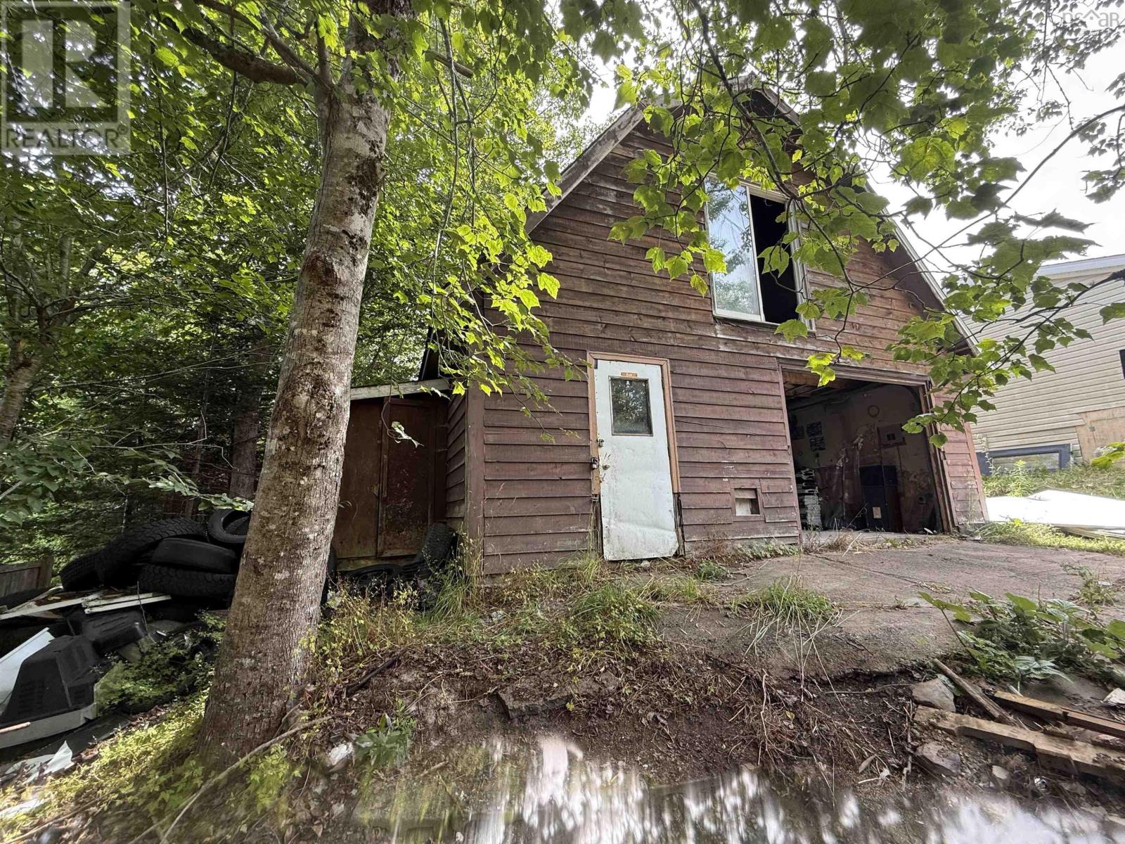 26 Shelly Crescent Property Photo 19