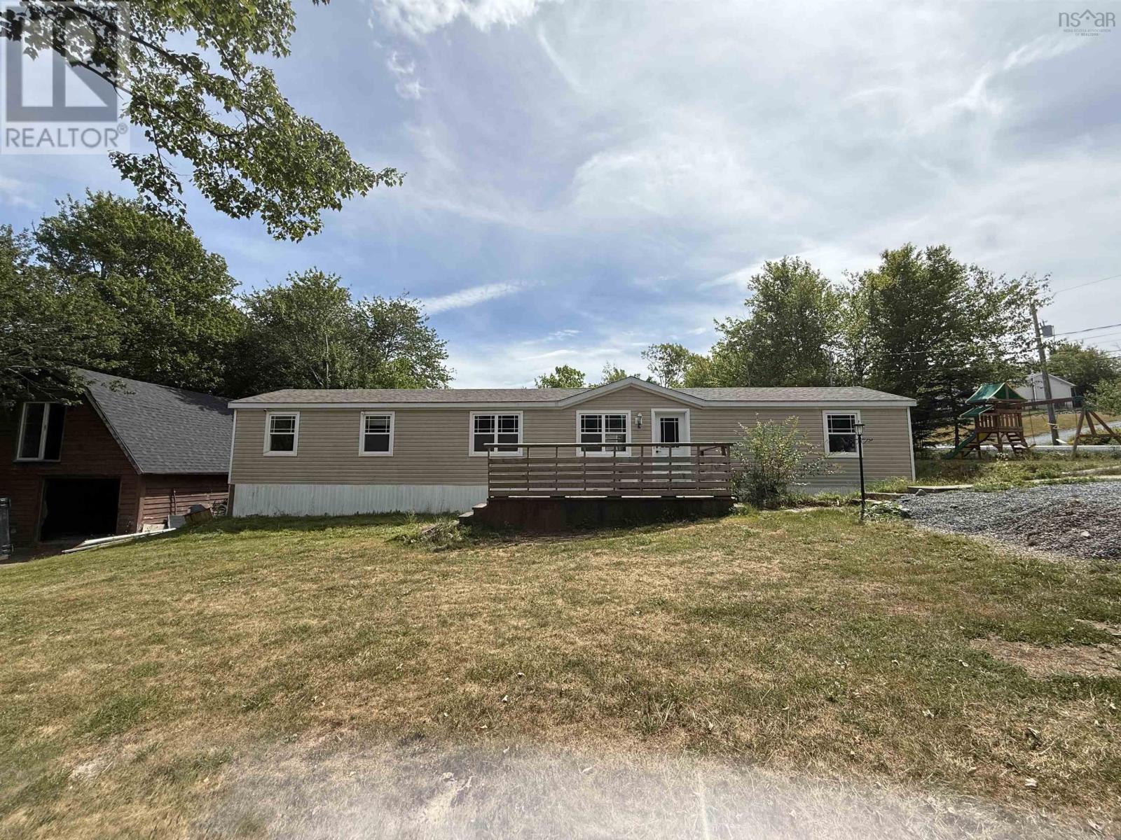 26 Shelly Crescent Property Photo 20