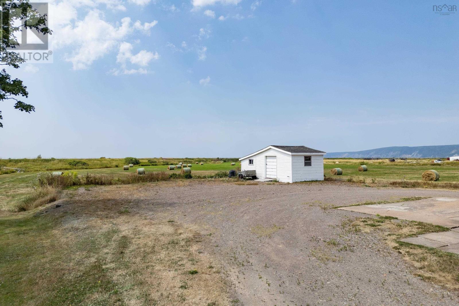 3656 Highway 209 Property Photo 2