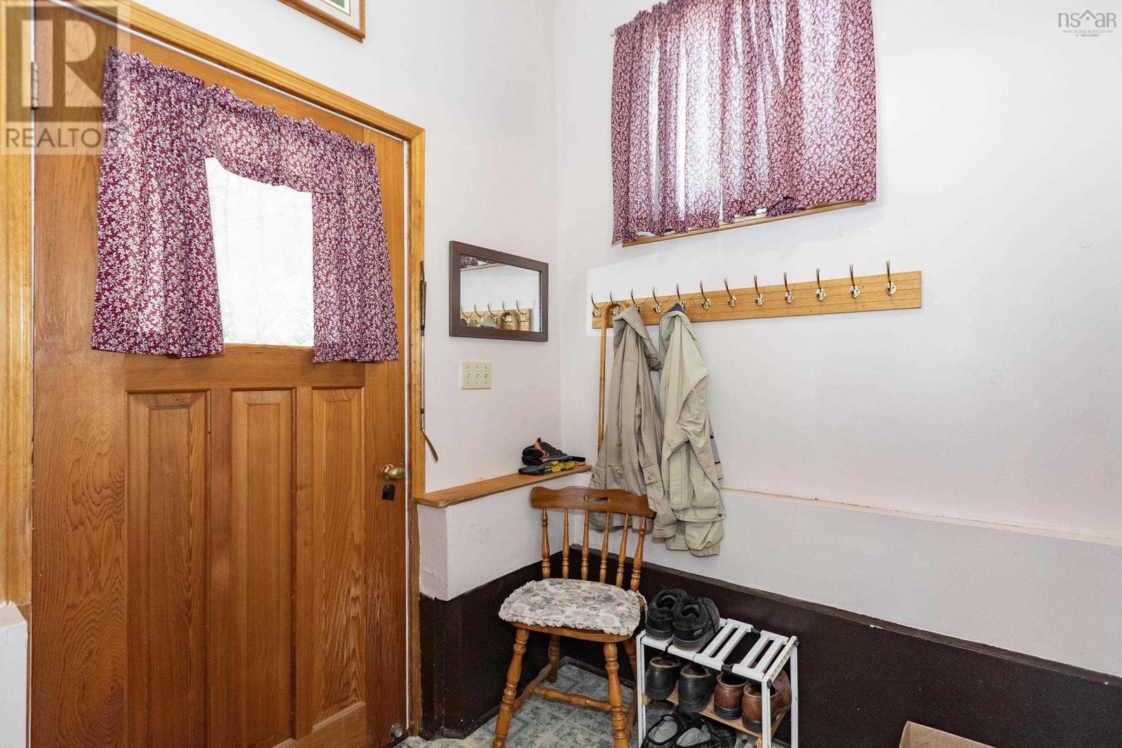 3656 Highway 209 Property Photo 10