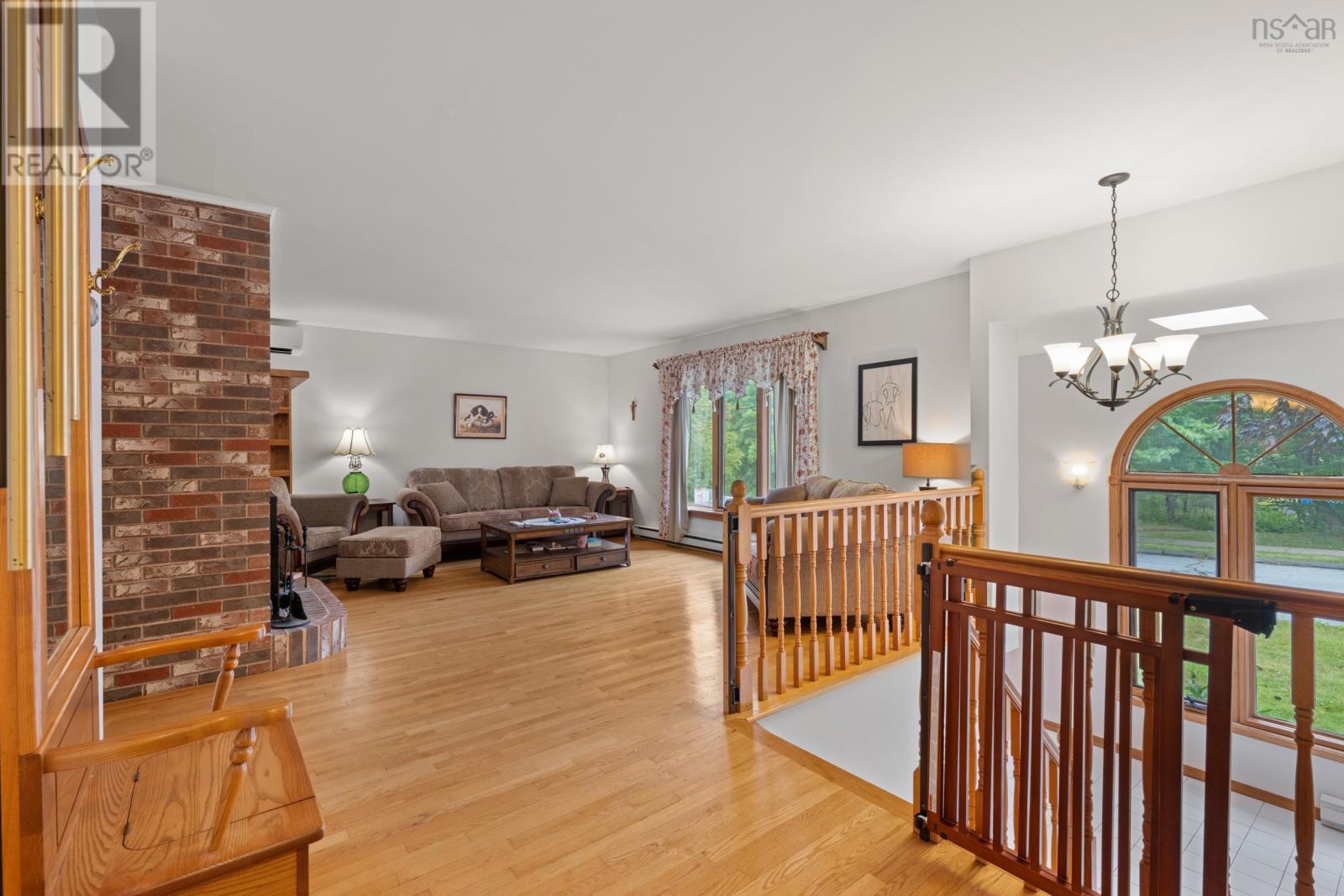 9 Monique Avenue Property Photo 4