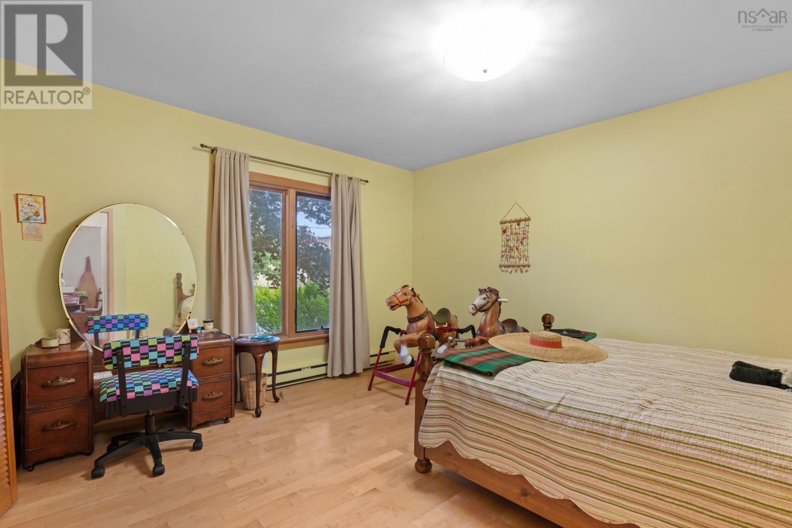 9 Monique Avenue Property Photo 17