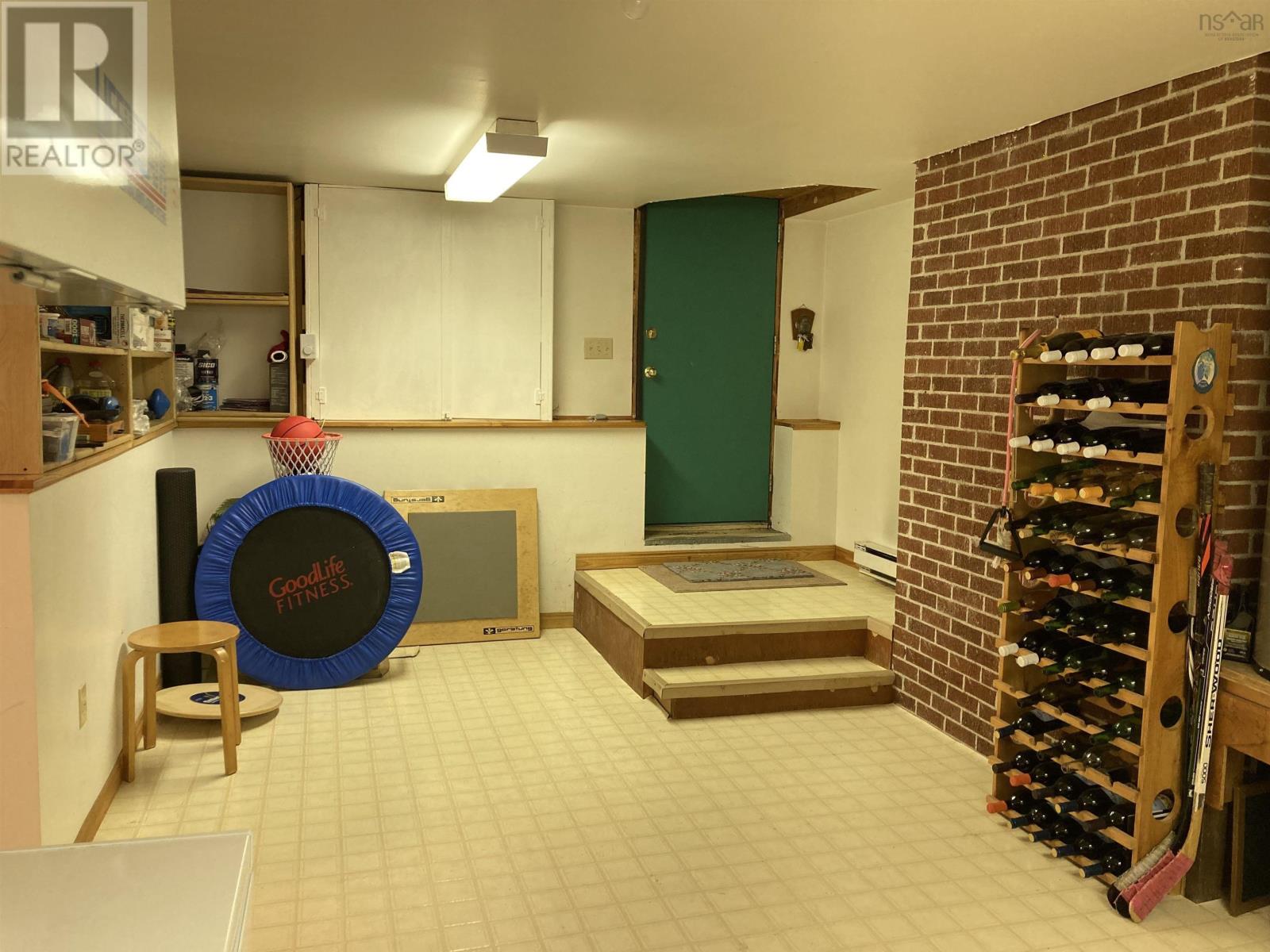 9 Monique Avenue Property Photo 27