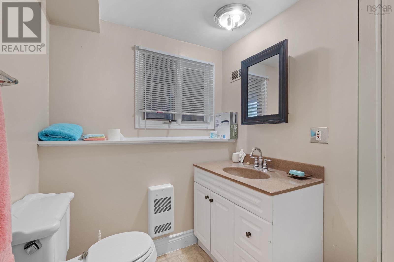 9 Monique Avenue Property Photo 28