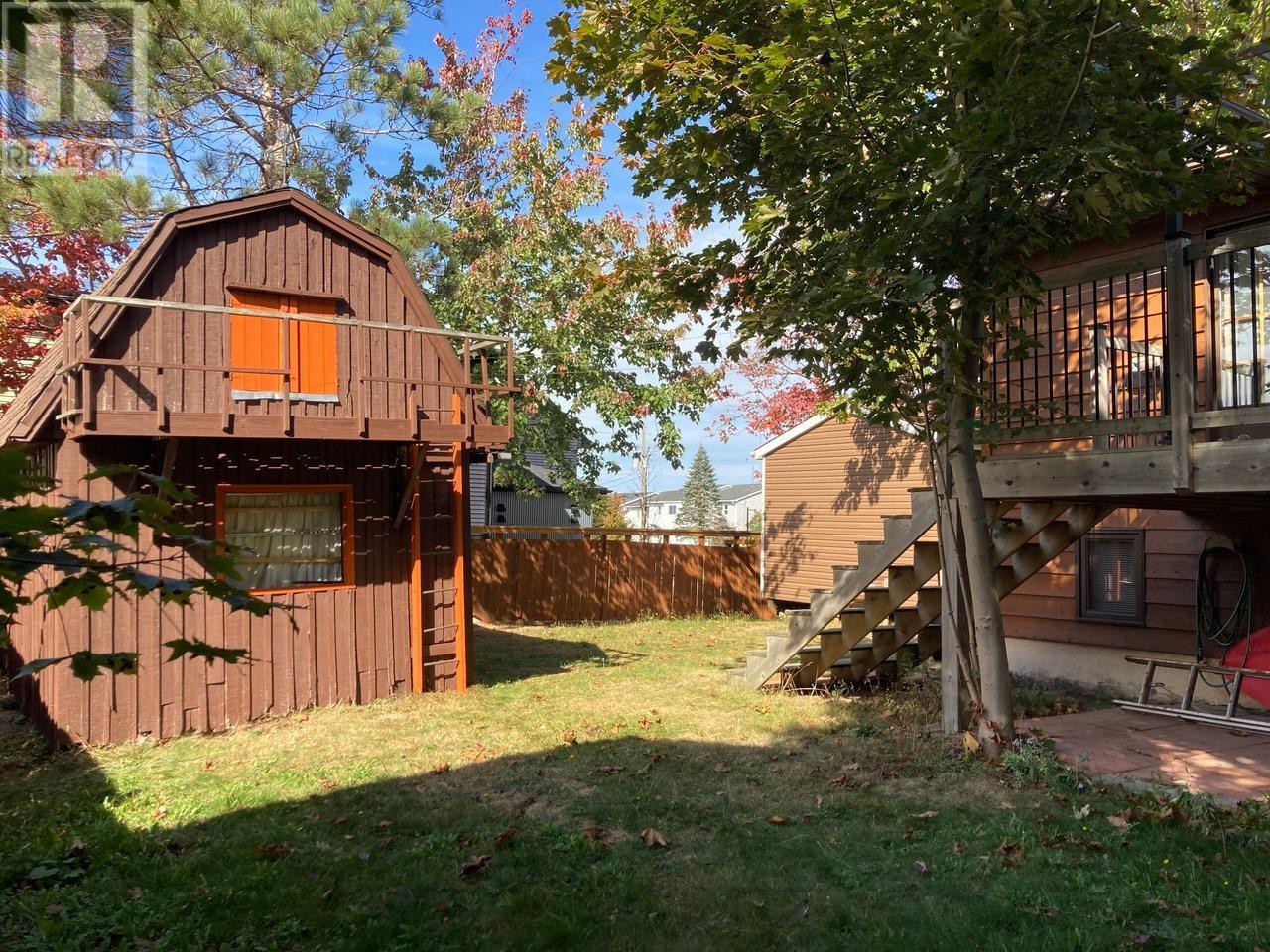 9 Monique Avenue Property Photo 35