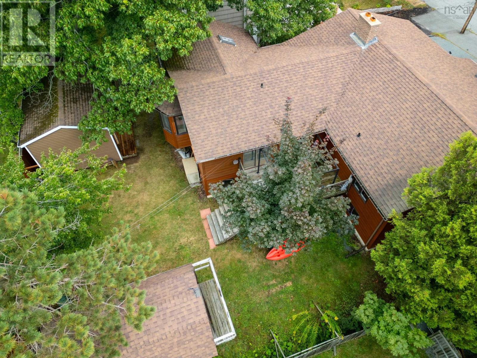 9 Monique Avenue Property Photo 39