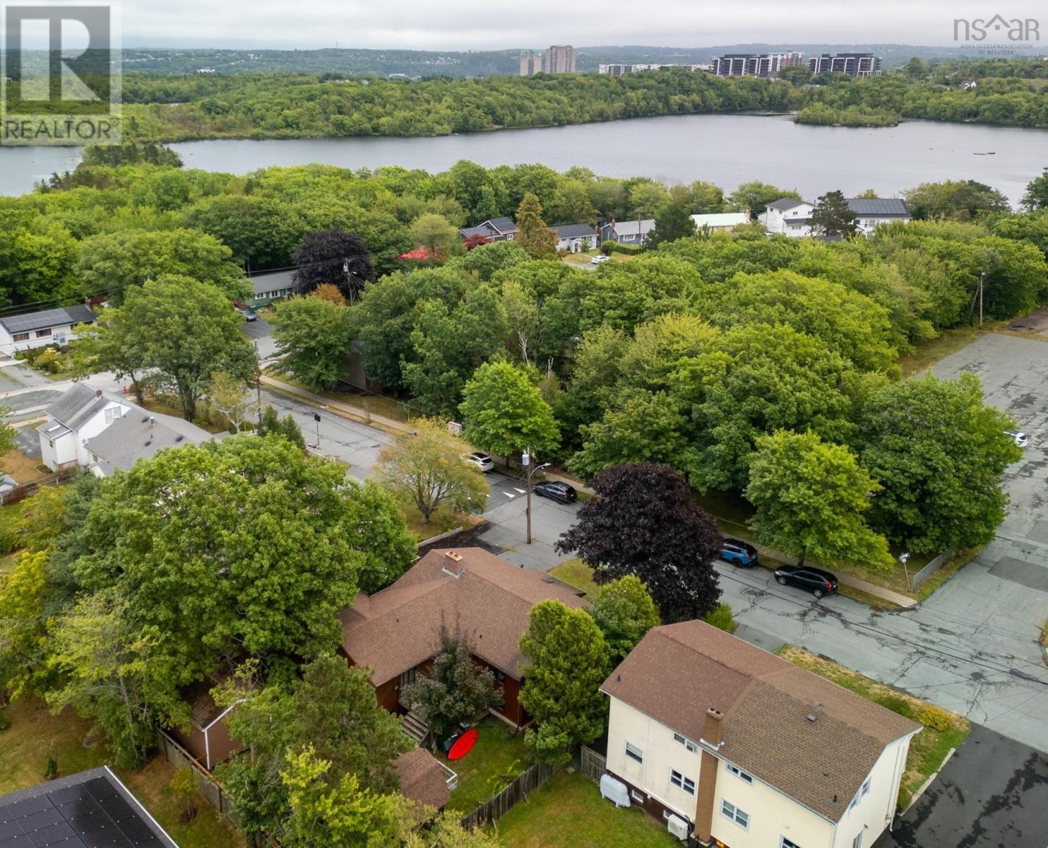 9 Monique Avenue Property Photo 40