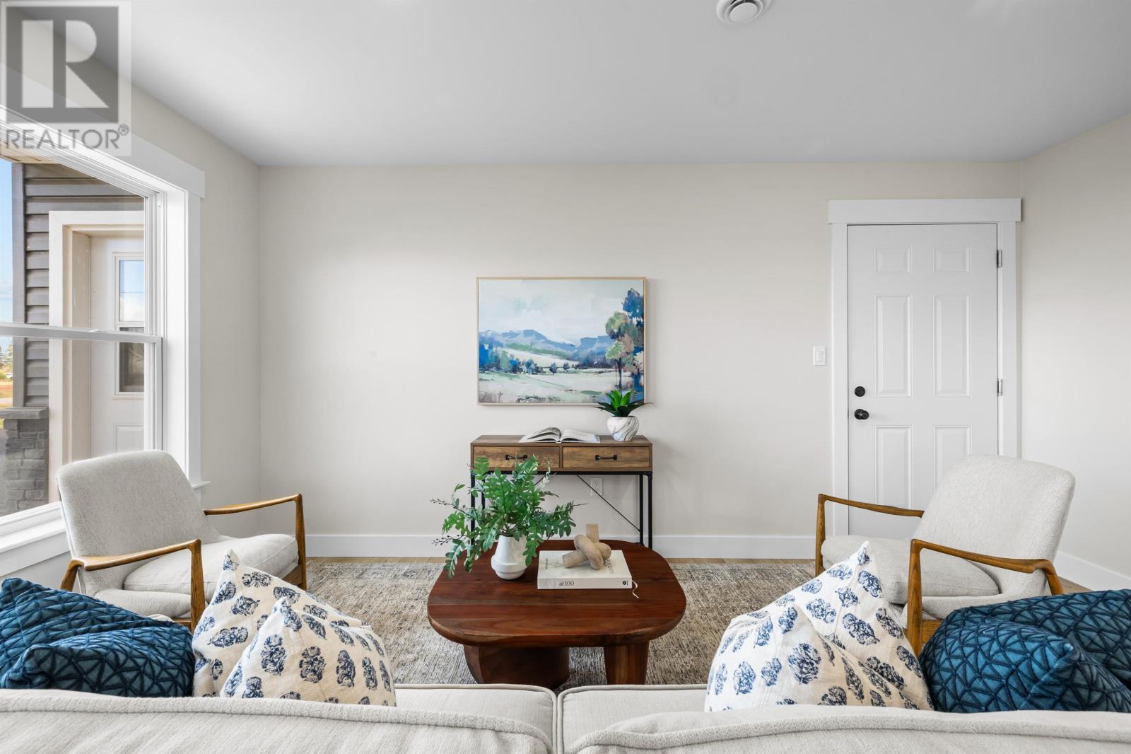 6 Sydney Way Property Photo 6