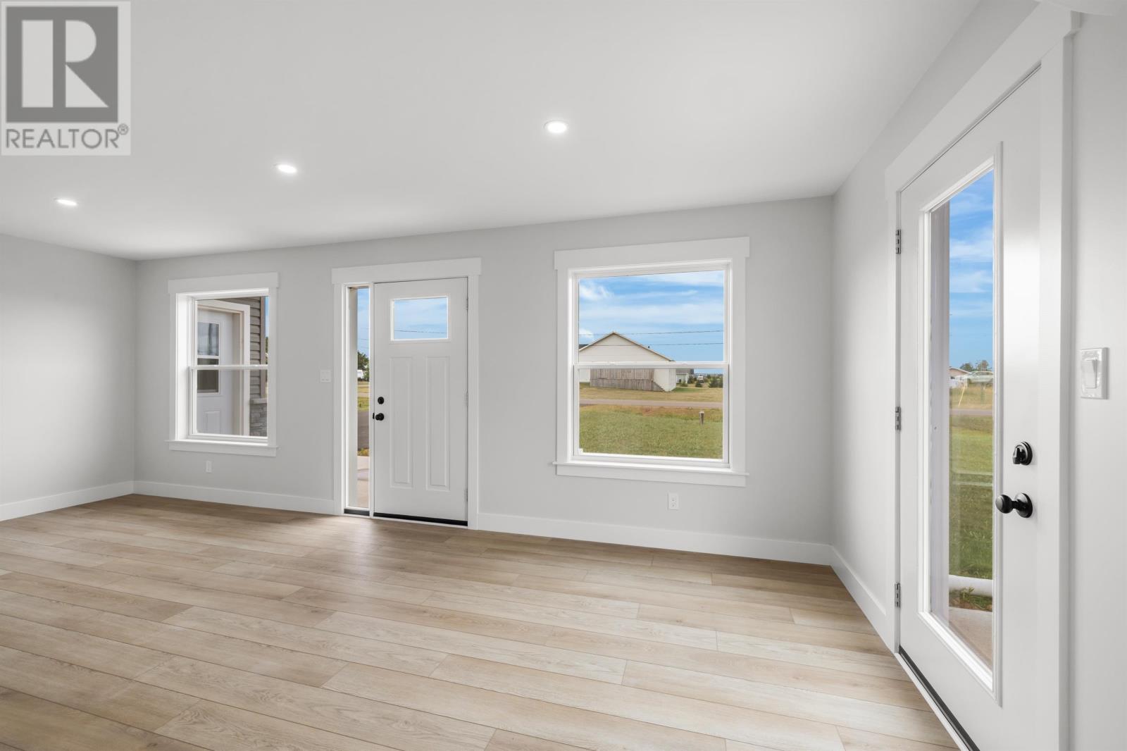 6 Sydney Way Property Photo 24