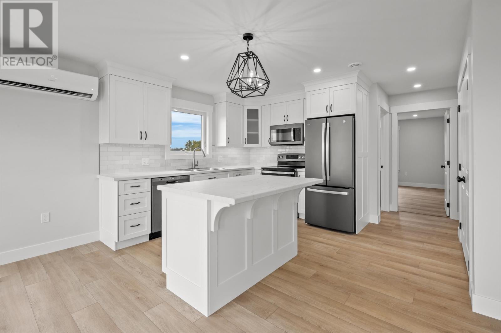 6 Sydney Way Property Photo 28