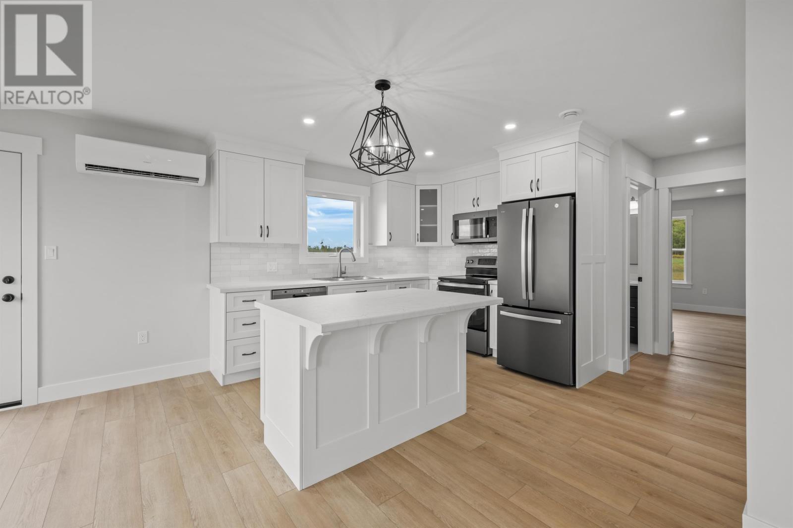 6 Sydney Way Property Photo 30