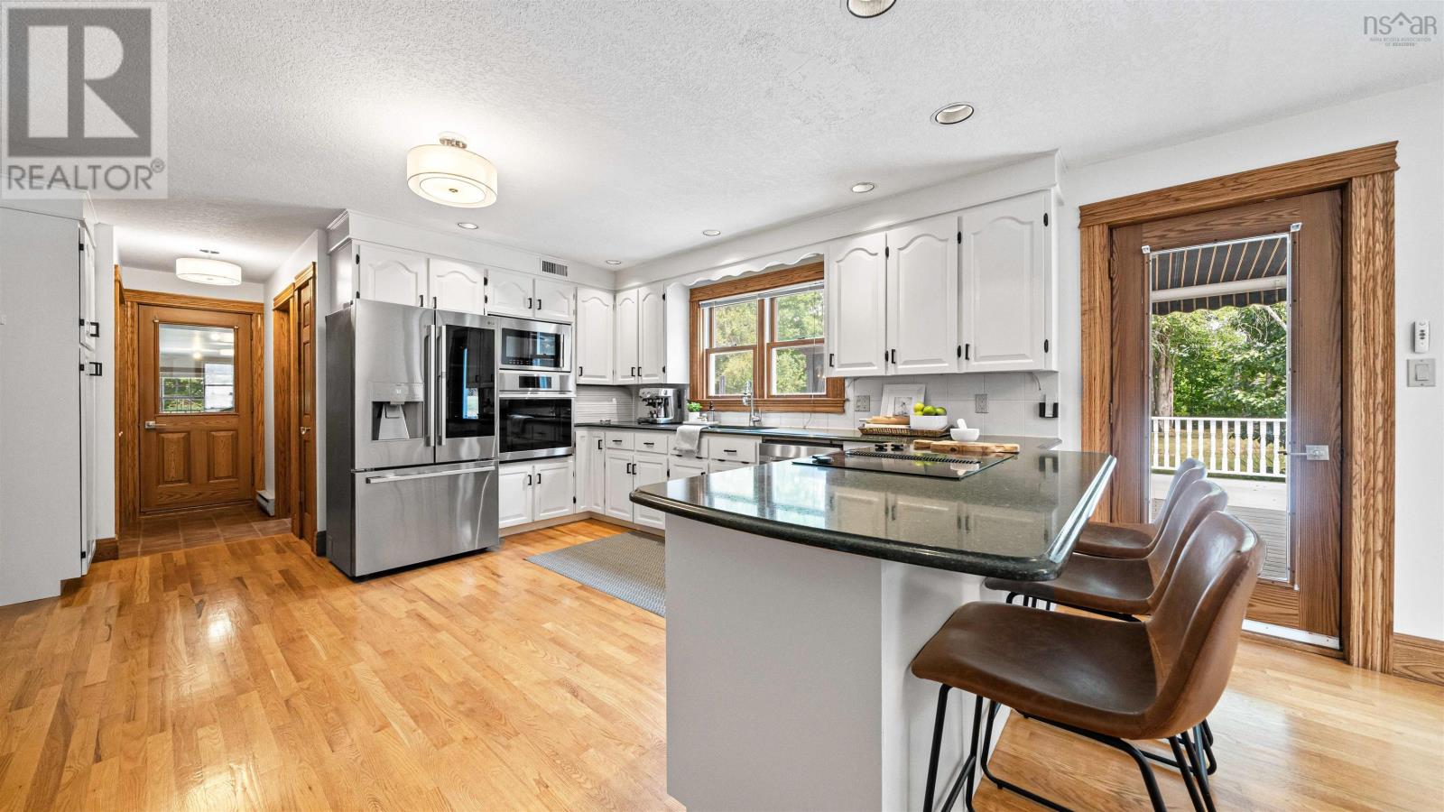 156 Brown Street Property Photo 9