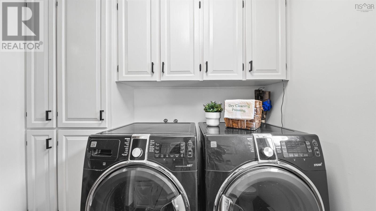 156 Brown Street Property Photo 20